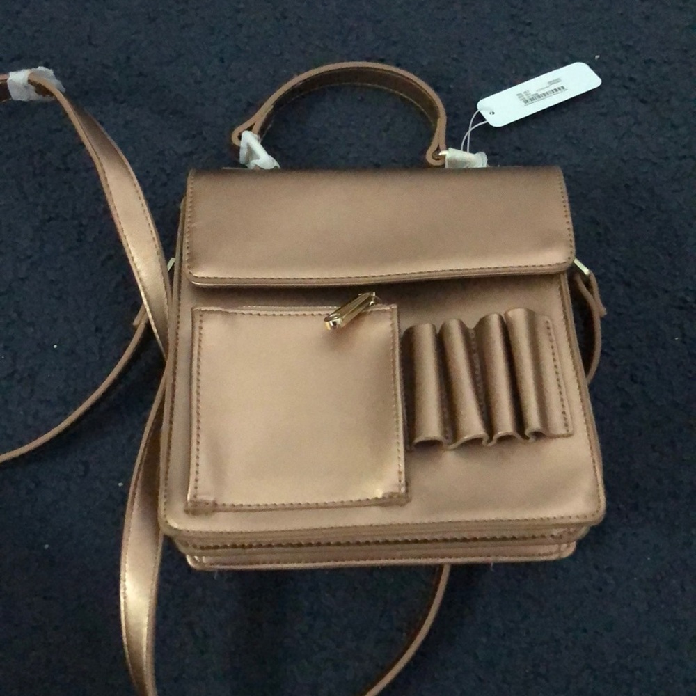 so gorgeous and brand new